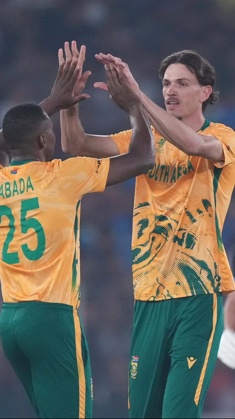 Marco Jansen’s brilliant 4-wicket haul helped South Africa restrict New Zealand to 175/7 in 20 overs.