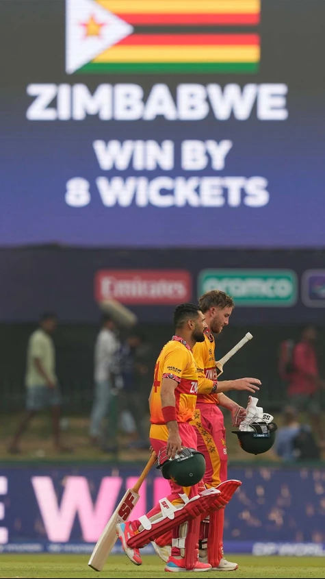Zimbabwe move to the top of Group B at the T20 World Cup 🇿🇼🔝