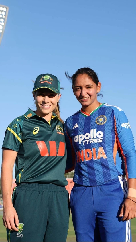 India win the toss & put Australia into bat in the 2nd Women’s T20 in Canberra. 