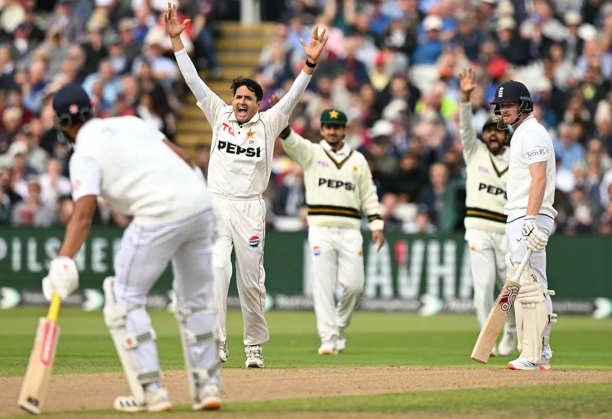 Terrific start for PAK on Day 4, Abbas removes both ENG openers on Duck