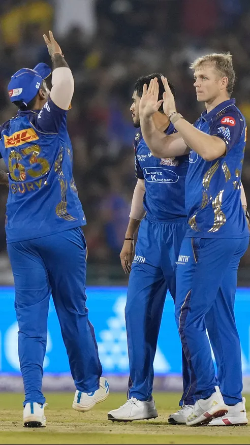 Corbin Bosch delivers a wicket-maiden in the 13th over and breaks the dangerous-looking partnership by removing Bethell! A thriller awaits! 🔥