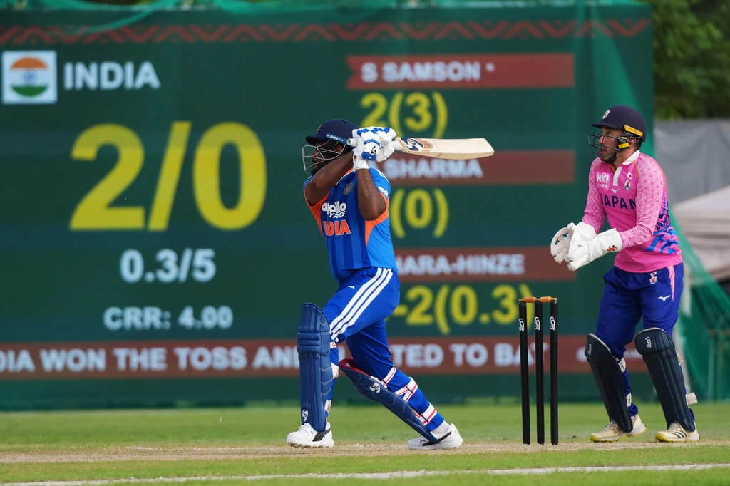 Terrific bowling from Japan, Spinners doing well for the home side