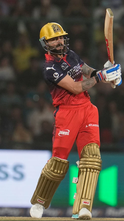 RCB humiliate DC at home, chasing 76 in just 7 overs!