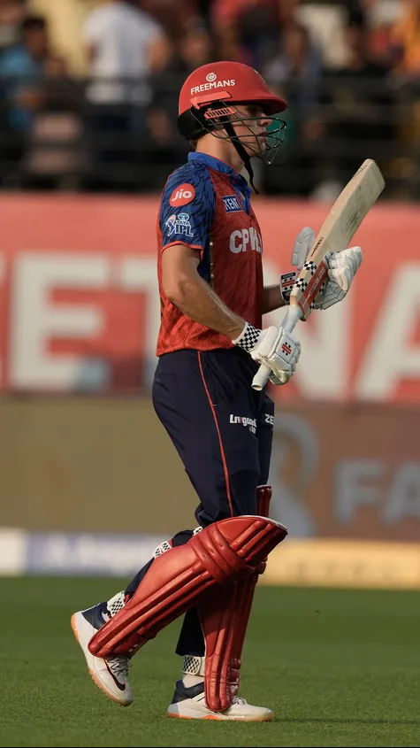 PBKS are losing their way in this massive run-chase! ALREADY LOST HALF THEIR SIDE AND IN NEED OF 121 in last 8 overs to keep their playoff hopes alive!