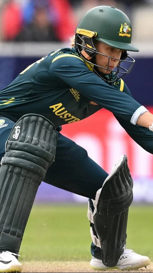 A 23-ball fifty to start the T20 World Cup campaign but Litchfield fell soon after! 