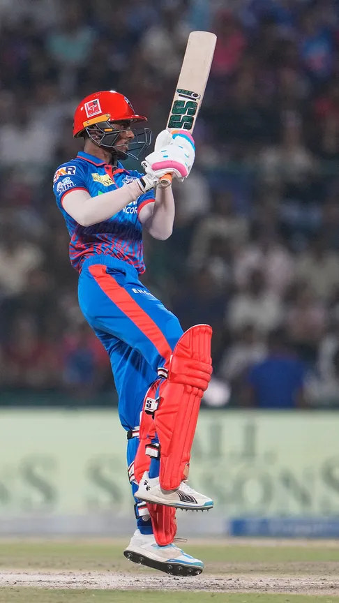 DC have raced to 50/0 in just 4 overs! 
