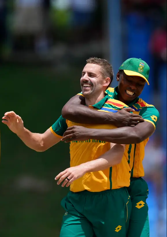 South Africa won by 18 runs!
