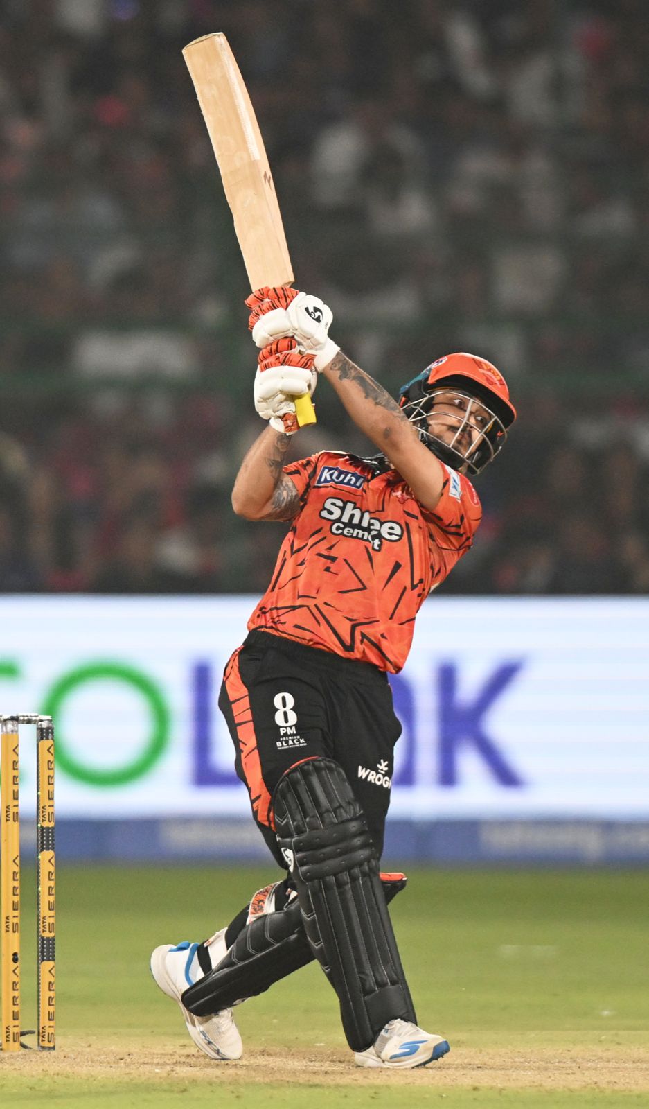 Orange Army fires back! Abhishek & Ishan power SRH to 89/1 in PP