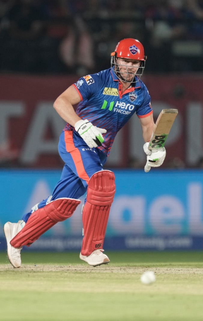 Miller is the key man for DC now! 🔥 He’s batting on 39* as DC still need 53 off 24 balls! 