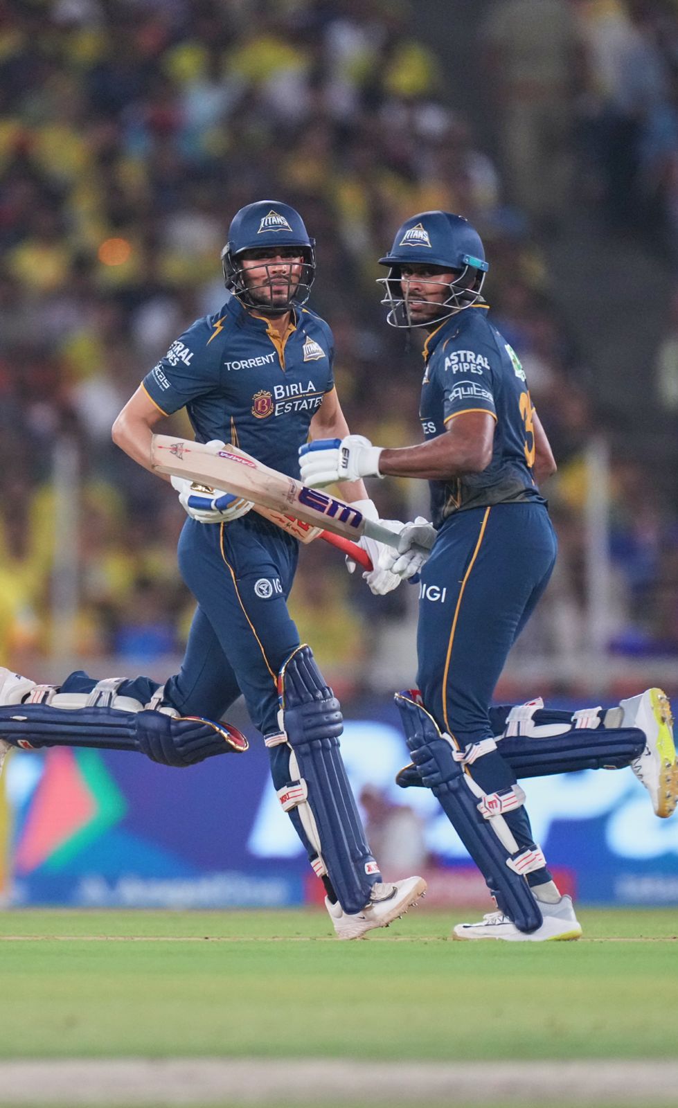 GT are flying early in the innings with Sudharsan (21*) and Gill (35*) looking in complete control!