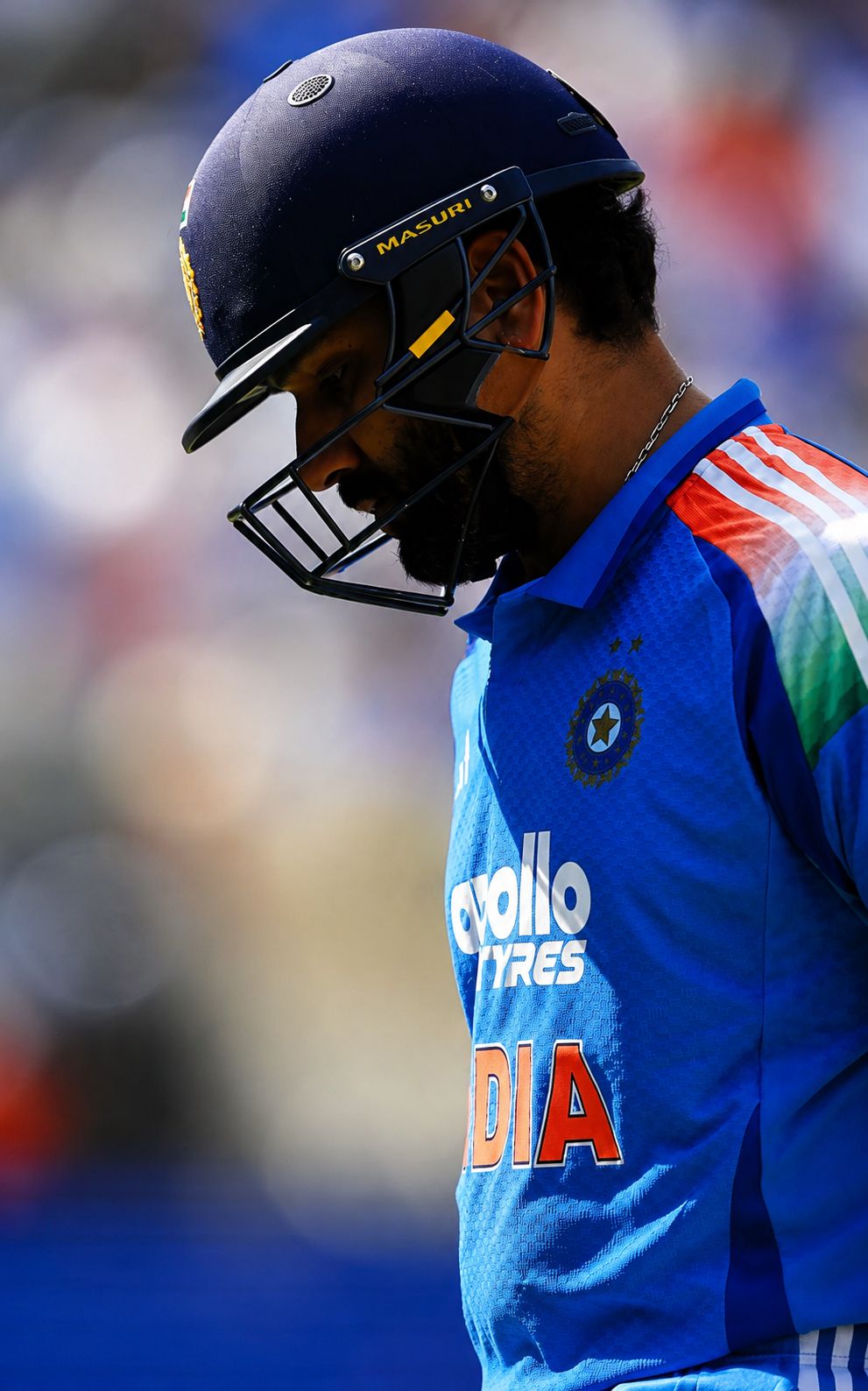 The breakthrough England wanted! Rohit Sharma falls for 11, putting the hosts on top.