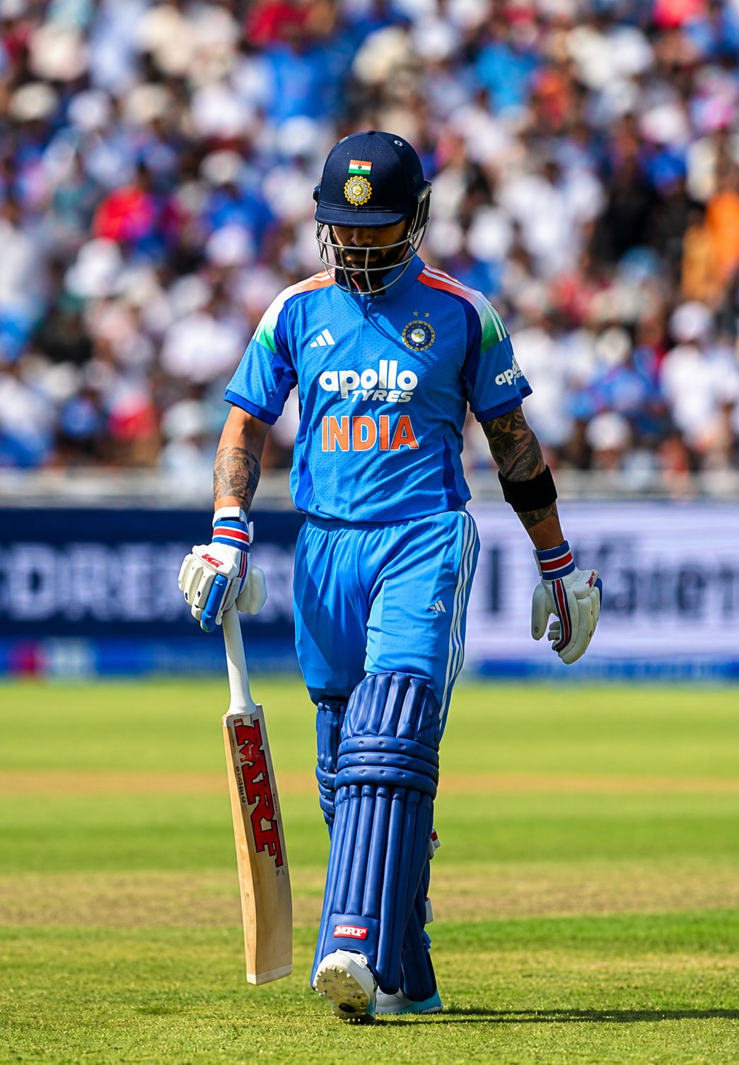 Archer is pumped! 💥 Kohli falls for just 5 after missing an attempted flick. India are in huge trouble.