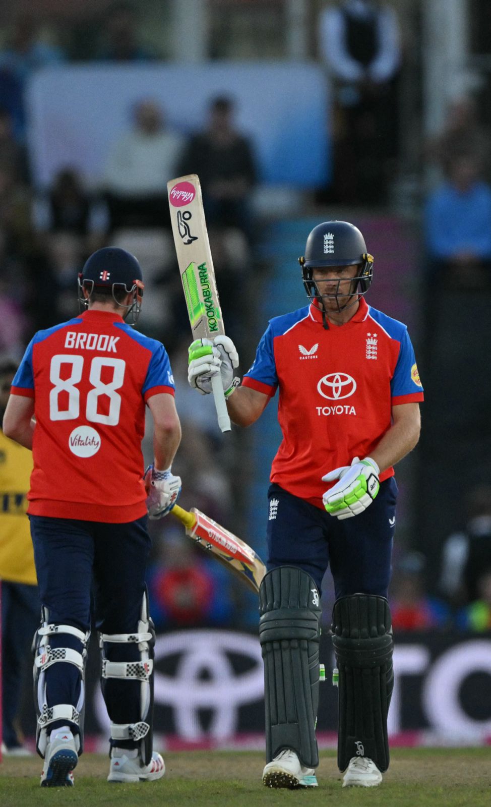 Yet another fifty for Jos Buttler! The English T20 legend puts on another masterclass in just 29 balls.