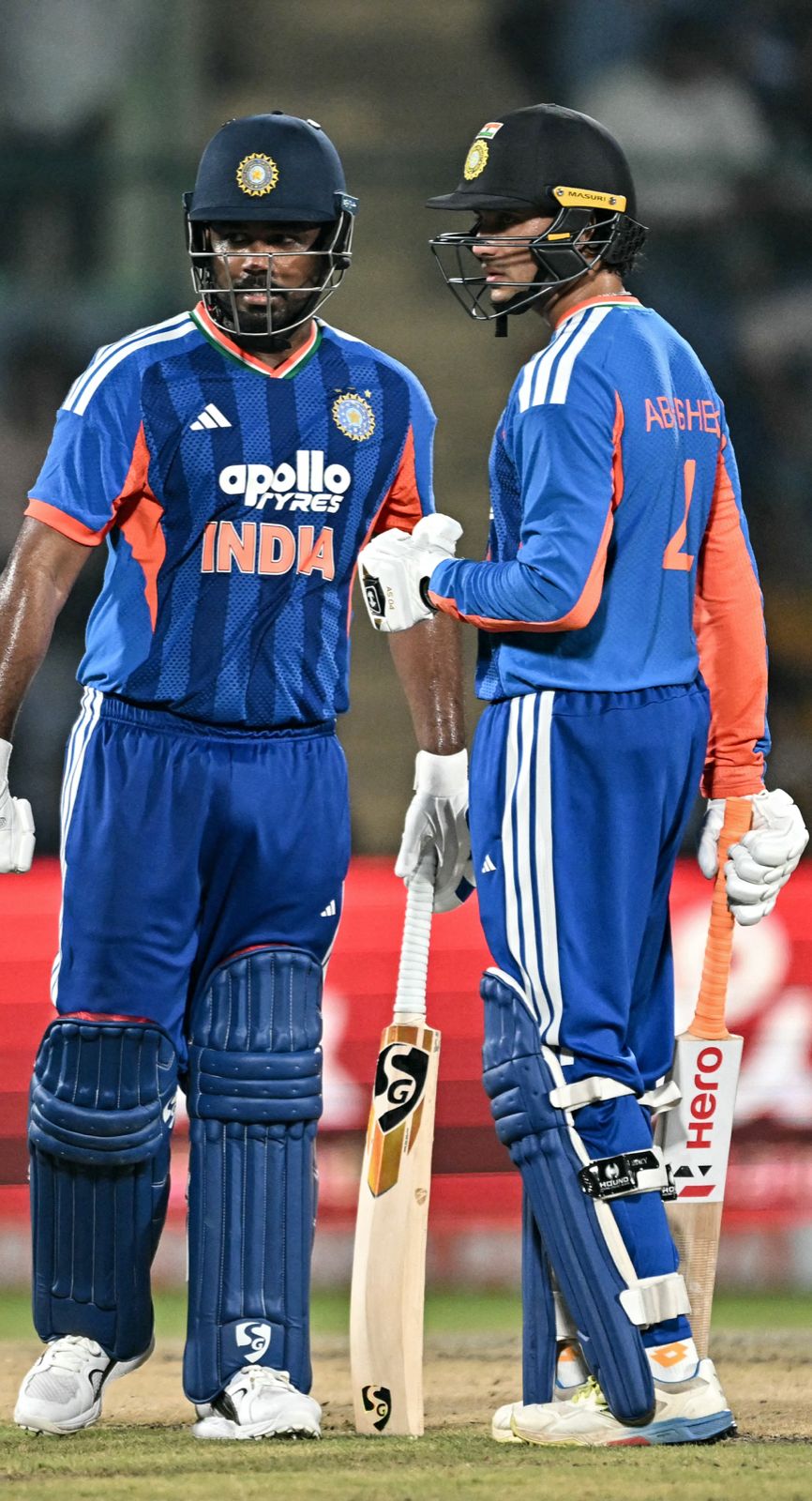 TeamIndia race along to 82/0 after 6 overs in the chase! 