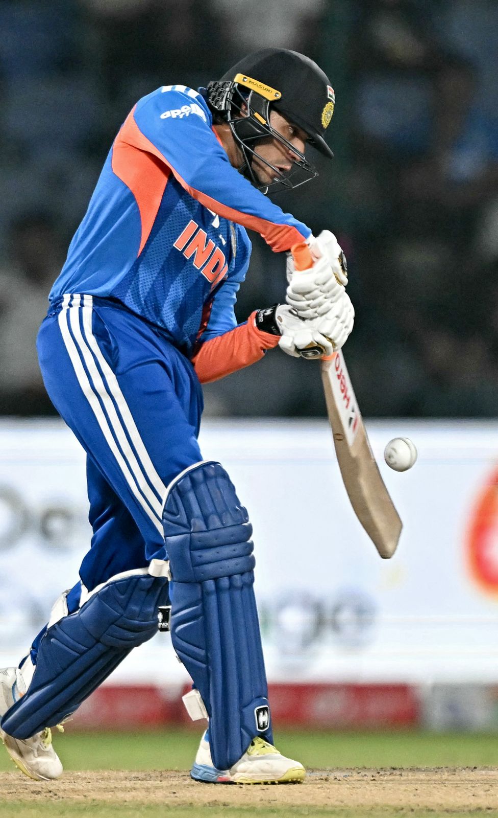 Abhishek Sharma 🤝 Sanju Samson take India to 27/0 after 3️⃣ overs.