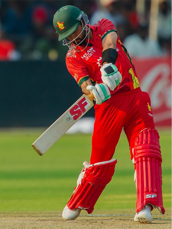 Sikandar Raza leads the fightback with a crucial knock as Zimbabwe cross 250 and finish on 271/8 in 50 overs.