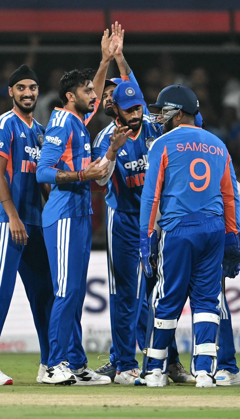 West Indies cross 100, but lose four! The tourists reach 105/4 after 11 overs as India keep the pressure on.