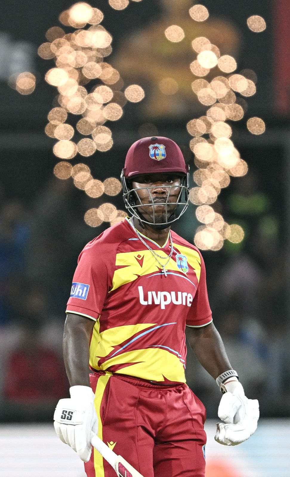 Rutherford keeps West Indies alive! 65 needed off 24 balls, and the big hitter is still fighting.