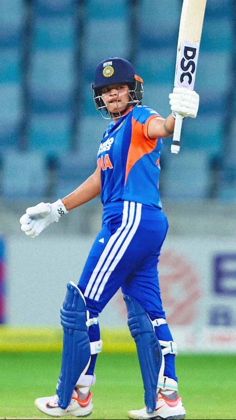India finish with 183/5 🔥  Only once has a team chased a 150-plus score in the Women's T20 Asia Cup. It was Sri Lanka in the 2024 final against India when they gunned down 166 