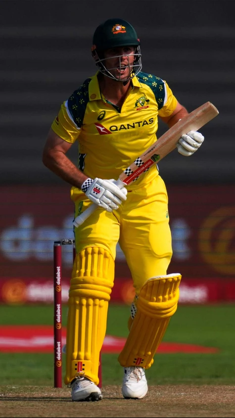 Mitchell Marsh reaches his half-century off just 31 balls 🔥