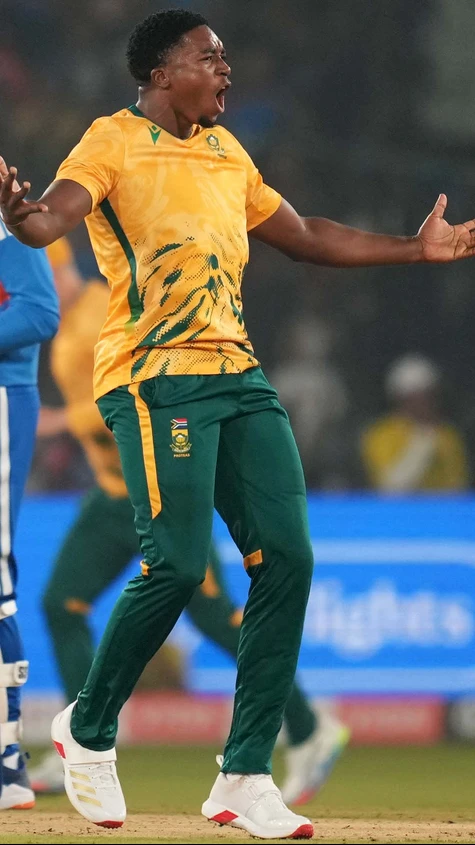 South Africa overpower India in 2nd T20I, series evens out!