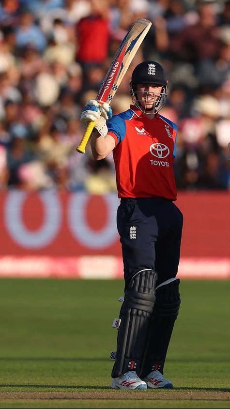 A 21-ball fifty for England captain Harry Brook as England close in on the target