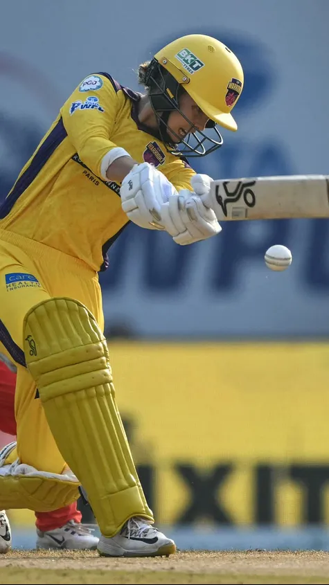 Maiden WPL FIFTY for Phoebe Litchfield 💪