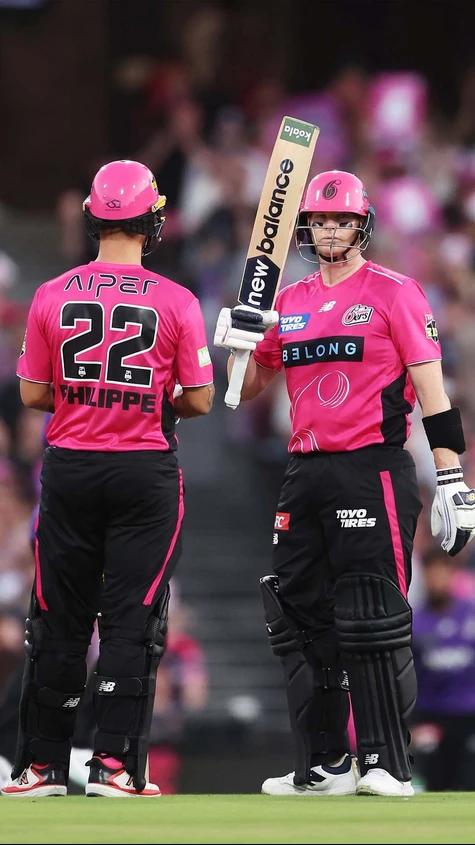 Steve Smith is unstoppable in this season's BBL 🔥 