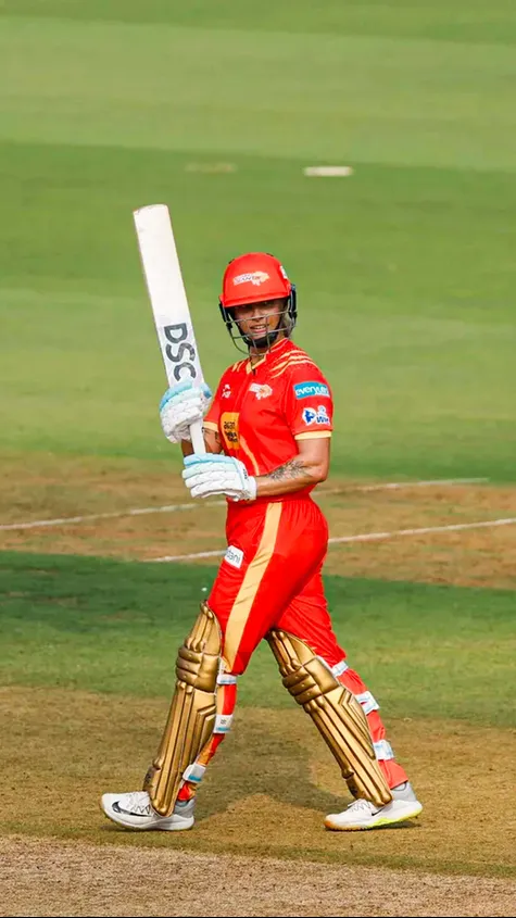 A 𝐆𝐢𝐚𝐧𝐭 batting effort from GG to put on 2️⃣0️⃣7️⃣ on the board 🧡