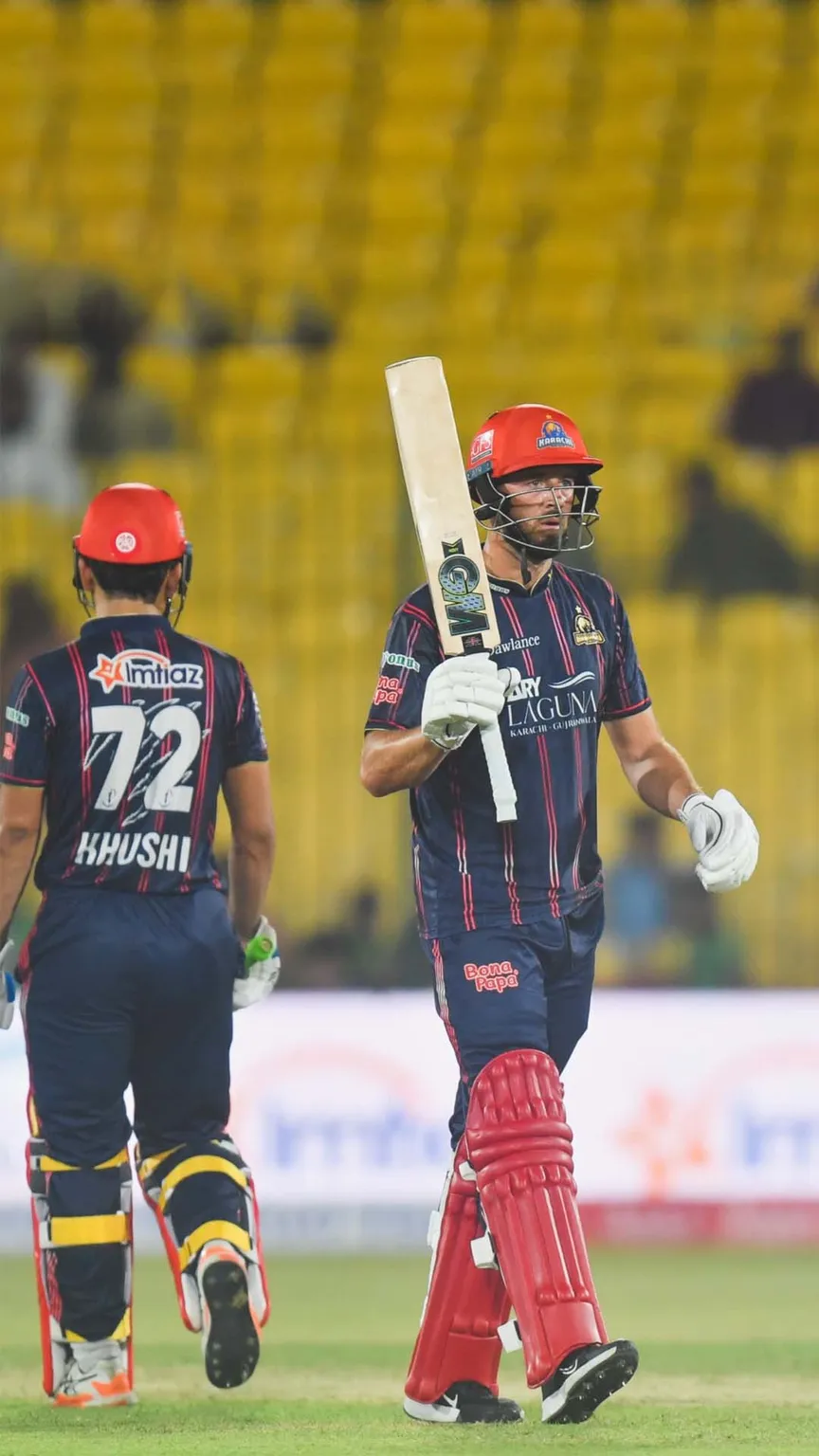 James Vince standing tall for Karachi Kings!