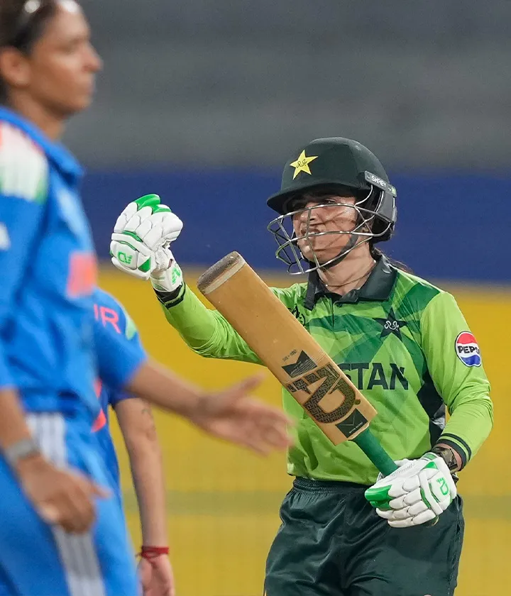 First batter to get to fifty today. Sidra Ameen gets to the milestone off 82 balls.!