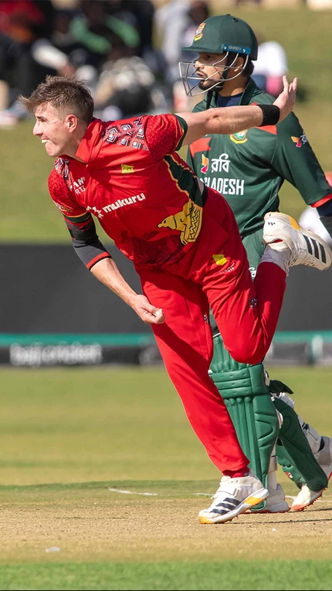 Zimbabwe dig deep to secure an unassailable 2-0 lead in the ODI series over Bangladesh 👊