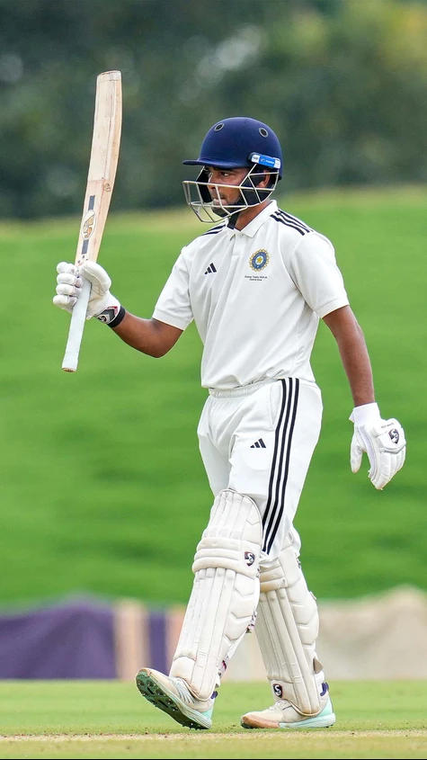 Vidarbha’s top-order batter Danish Malewar is showing his hunger for runs in every innings, scoring another fifty for Central Zone in the Duleep Trophy Final against South Zone. 