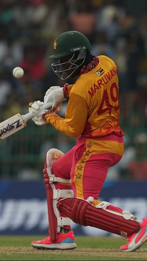 Solid start from Zimbabwe while chasing 179! 