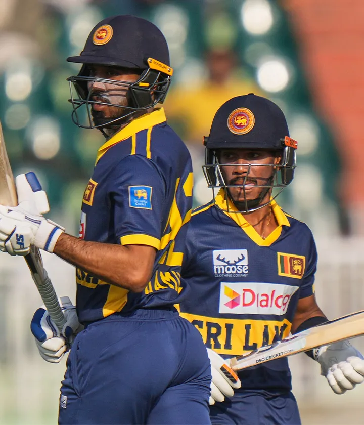 Both Lankan openers back in the hut!