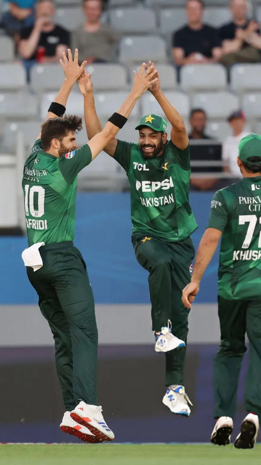 New Zealand bundled out for 204 runs in the 3rd T20I.