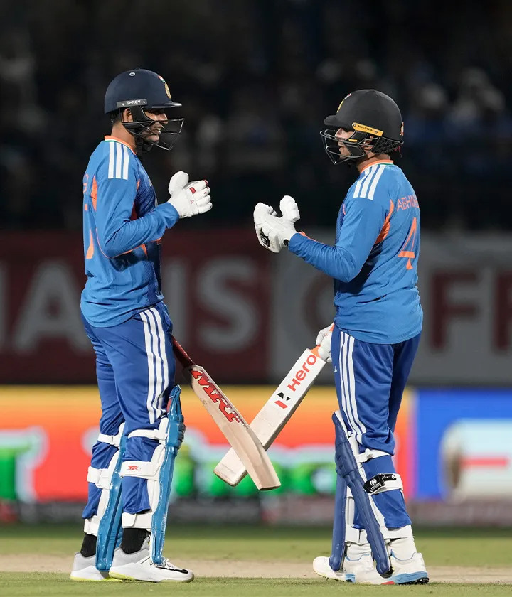Rapid 50 for India, Gill and Sharma on song!