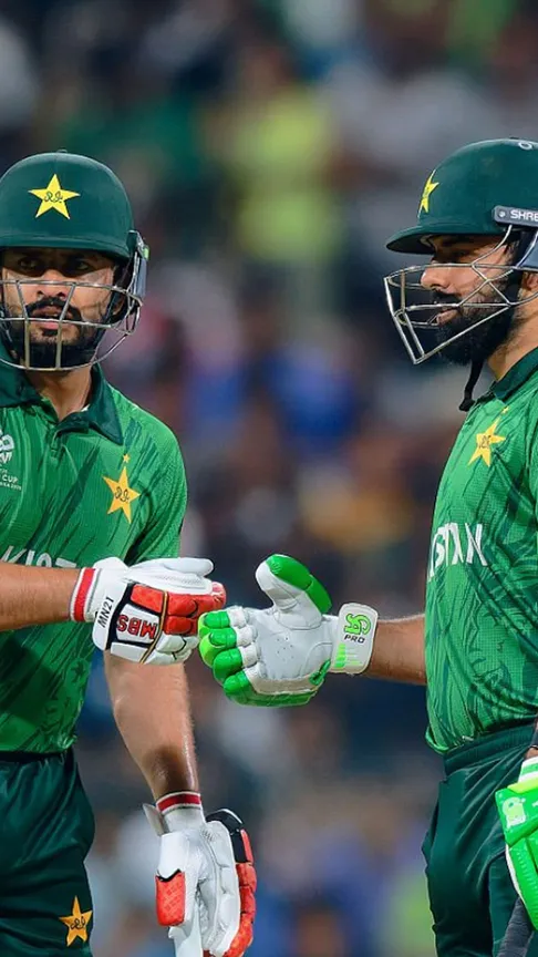  Pakistan have notched up a healthy score of a 190/9 in their 20 overs!
