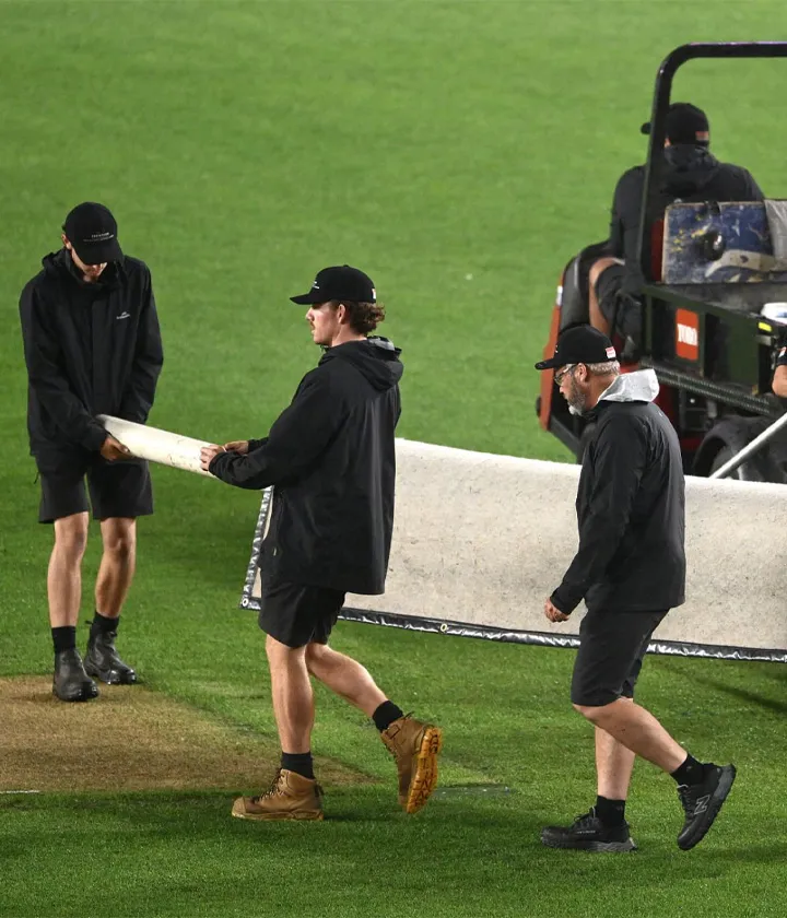 Rain Ruins the Decider!