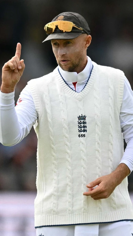Joe Root’s second stint as captain begins with an emphatic win!  England wrap up an innings victory against Pakistan at Headingley inside three days!