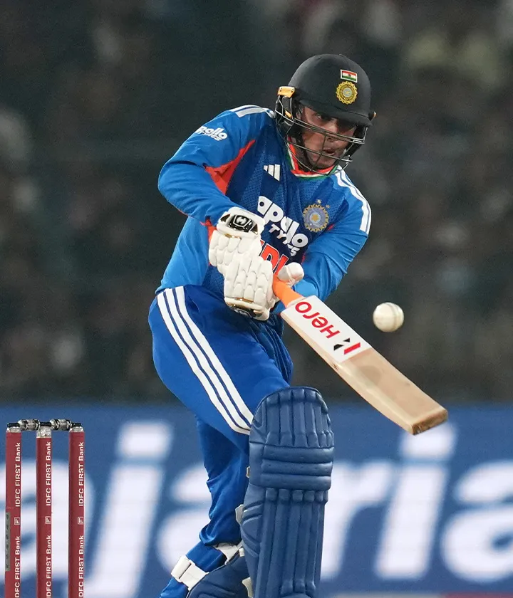 Explosive opening from Abhishek Sharma puts India on the front foot.!