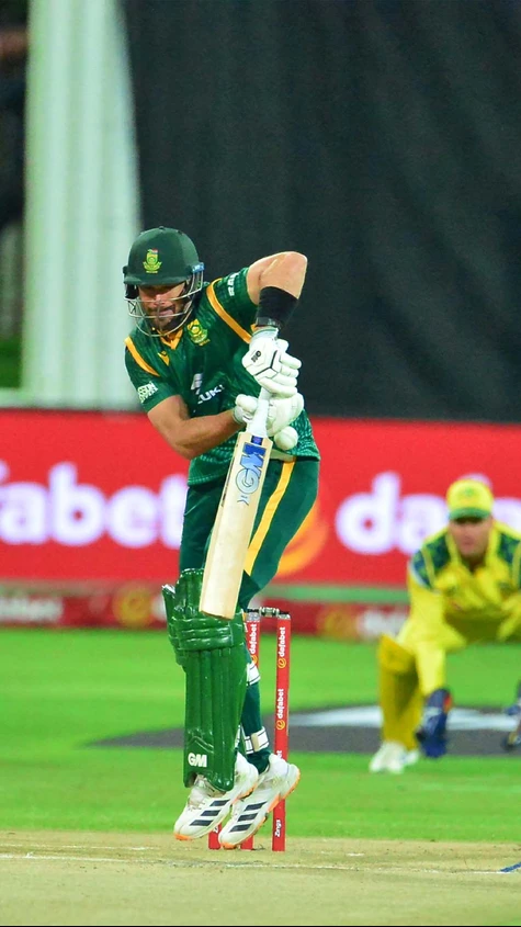 SA are 26/1 after 5 overs!
