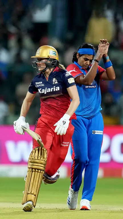 DC Women need 148 runs to win this game!