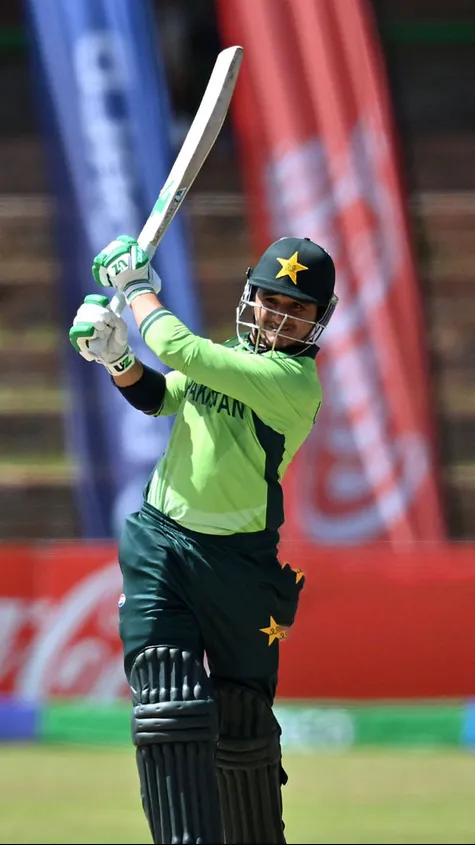 Good beginning for Pakistan as they take charge early!