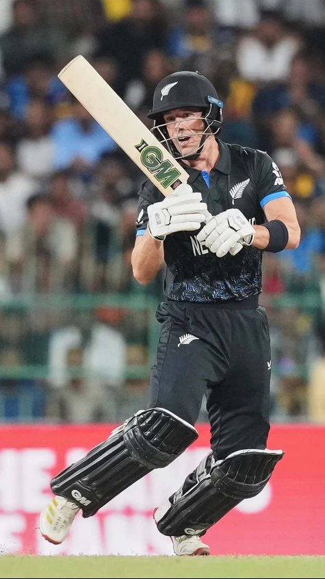 New Zealand middle order rallies towards competitive total