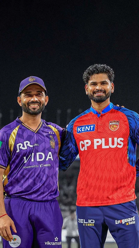 Kolkata Knight Riders won the toss and opted to bat first.