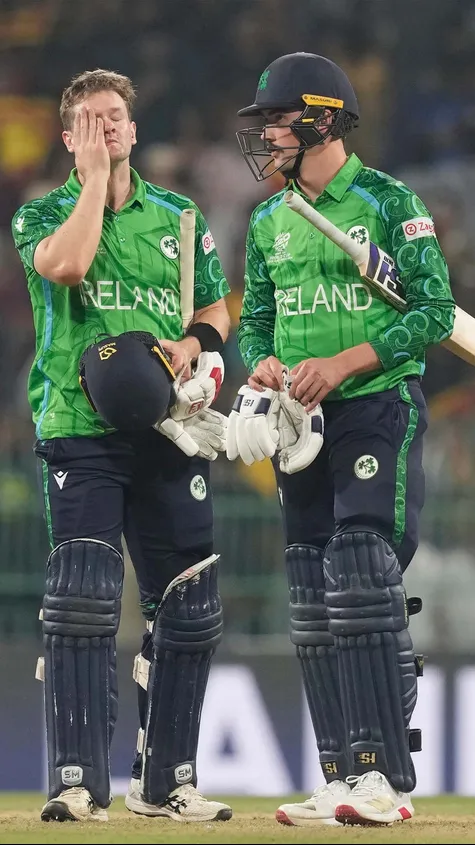 Ireland lost the plot after 15 overs, failing to capitalise on their start and losing wickets in clusters towards the end against Sri Lanka in Colombo. 