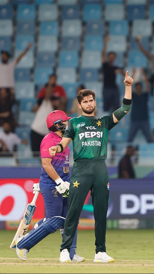 Elimination blow! Pakistan send UAE home, qualify for Super 4 ✅