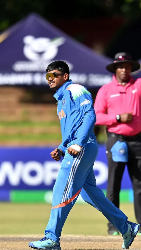  India U-19 continue their unbeaten run in this U-19 World Cup and have become the fourth team to qualify for the semi-final!