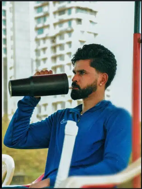 Ehsaan Parveez discussion media